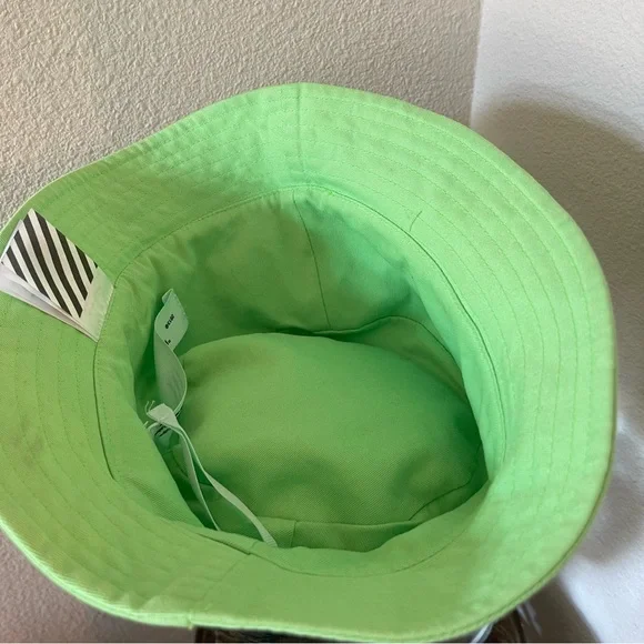 OFF WHITE Virgil Abloh Empty Gallery Neon Green Bucket Hat